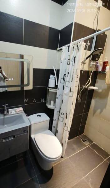 Service Residence for Rent at D'Secret Garden (Pangsapuri Kempas Indah) - Wan Ning - Bathroom - PropertyGuru.com.my