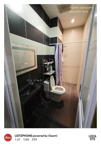 Service Residence for Rent at D'Secret Garden (Pangsapuri Kempas Indah) - Wan Ning - Bathroom - PropertyGuru.com.my