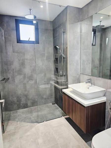 Kediaman Servis untuk Disewa di Ativo Suites @ Damansara Avenue - Joyce Chee - Bathroom - PropertyGuru.com.my