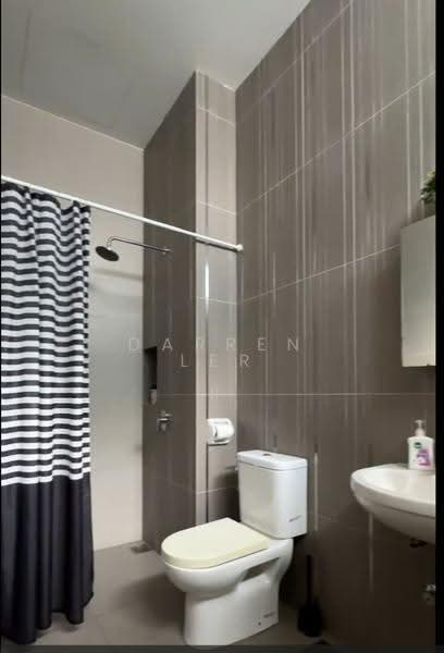 Rumah Kluster untuk Dijual di Setia Tropika (Johor Bahru) - Darren Ler - Bathroom - PropertyGuru.com.my