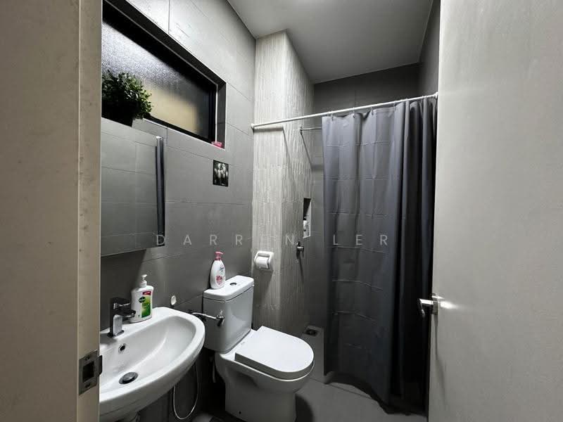 Rumah Kluster untuk Dijual di Setia Tropika (Johor Bahru) - Darren Ler - PropertyGuru.com.my