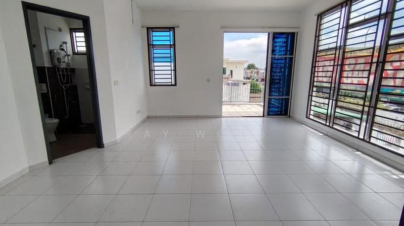 2-storey Terraced House for Sale in Skudai (Johor) - Ray Wong - Bathroom - PropertyGuru.com.my