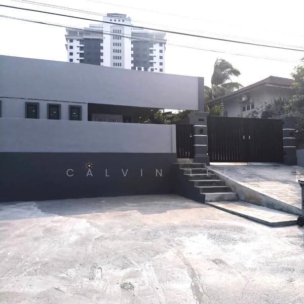 Bungalow House for Sale in Kampung Aman (Johor Bahru) - Calvin Lee - PropertyGuru.com.my