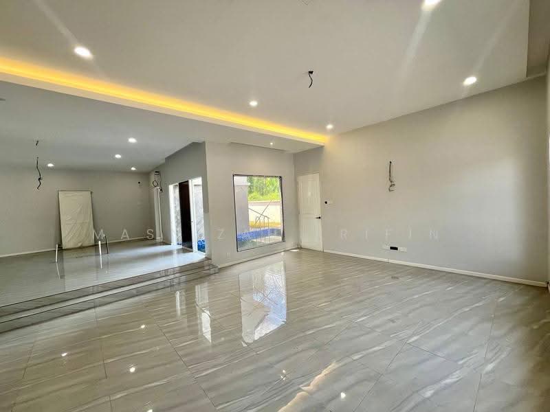 Bungalow House for Sale in Bukit Mahkota (Bangi) - Masnizah Arifin - Living Room - PropertyGuru.com.my
