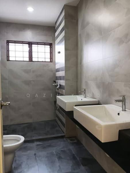 Rumah Berkembar untuk Dijual di Taman Pari (Ipoh) - Qazin Khoo - Bathroom - PropertyGuru.com.my