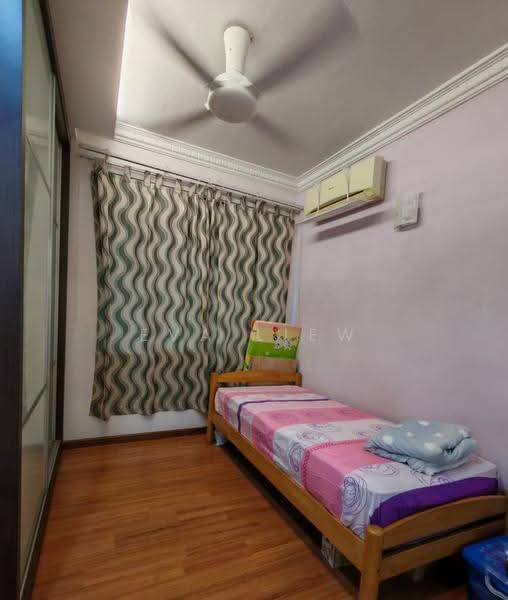Pangsapuri untuk Dijual di Lavinia Apartments - Eva Liew - Bedroom - PropertyGuru.com.my