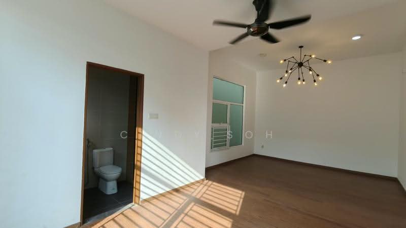 Rumah Kluster untuk Dijual di Taman Austin Heights (Tebrau) - Cindy Soh - Bathroom - PropertyGuru.com.my