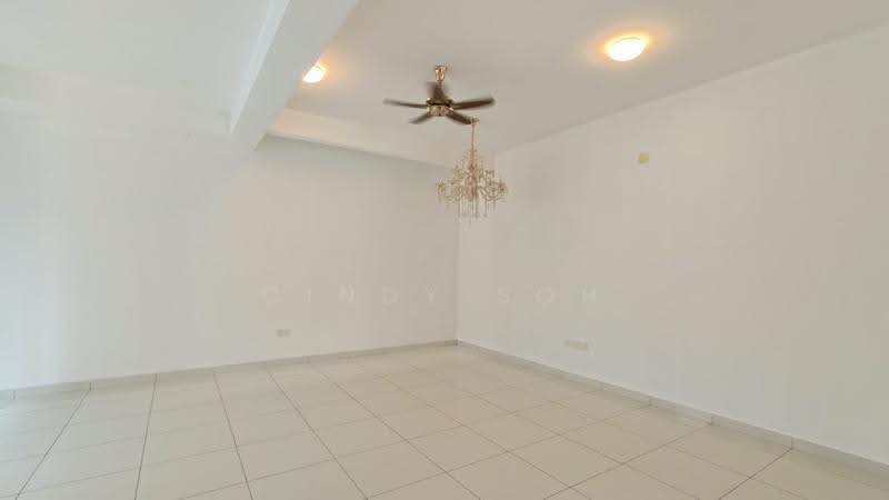 Rumah Kluster untuk Dijual di Taman Austin Heights (Tebrau) - Cindy Soh - Living Room - PropertyGuru.com.my