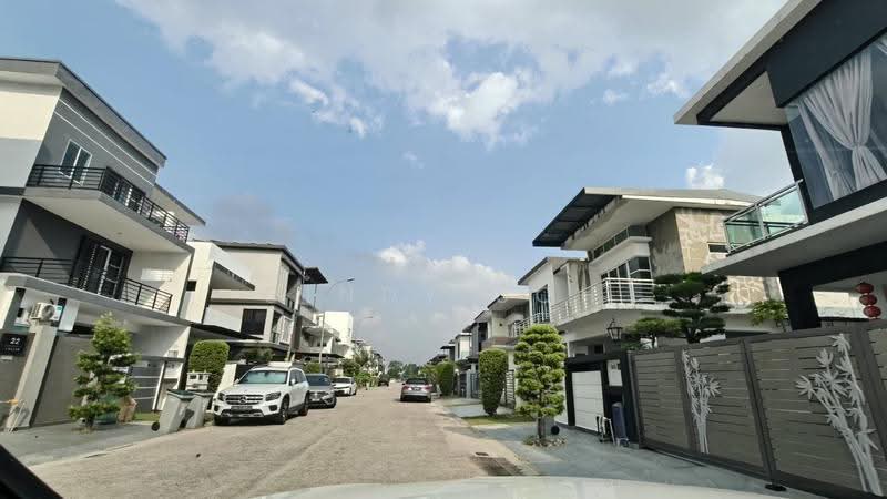 Rumah Kluster untuk Dijual di Taman Austin Heights (Tebrau) - Cindy Soh - Exterior - PropertyGuru.com.my