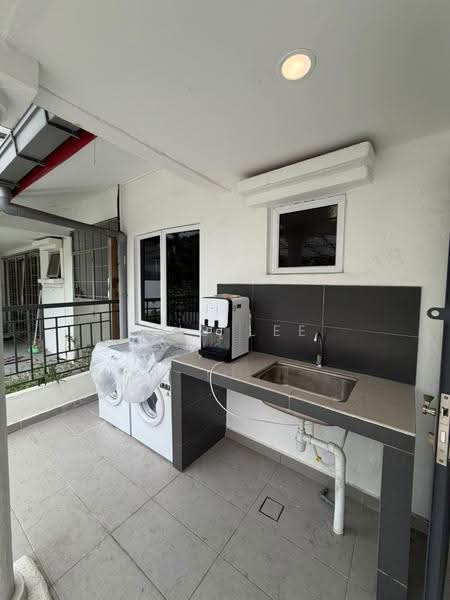 Terraced House for Rent in Petaling Jaya (Selangor) - Iris Lee - Balcony - PropertyGuru.com.my