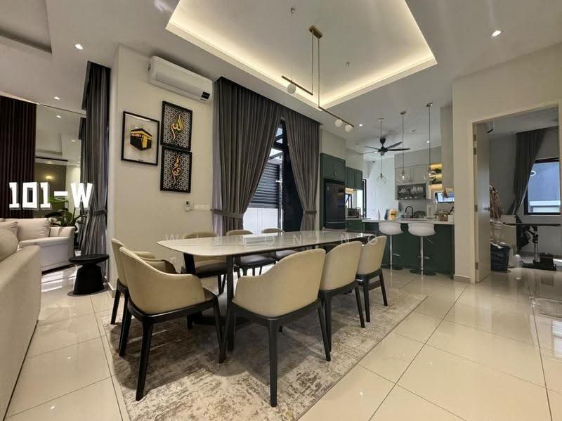 Semi-Detached House for Sale in Setia Alam (Selangor) - Wilson Ng - Dining Room - PropertyGuru.com.my