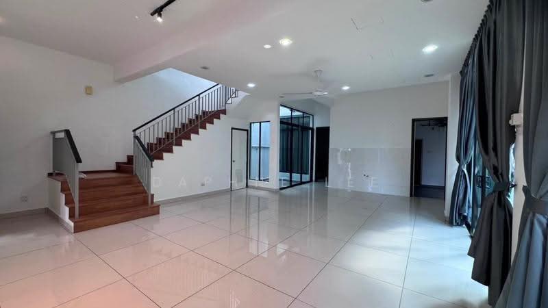 Rumah Kluster untuk Disewa di Taman Adda Heights (Tebrau) - Daphne Lee - Living Room - PropertyGuru.com.my