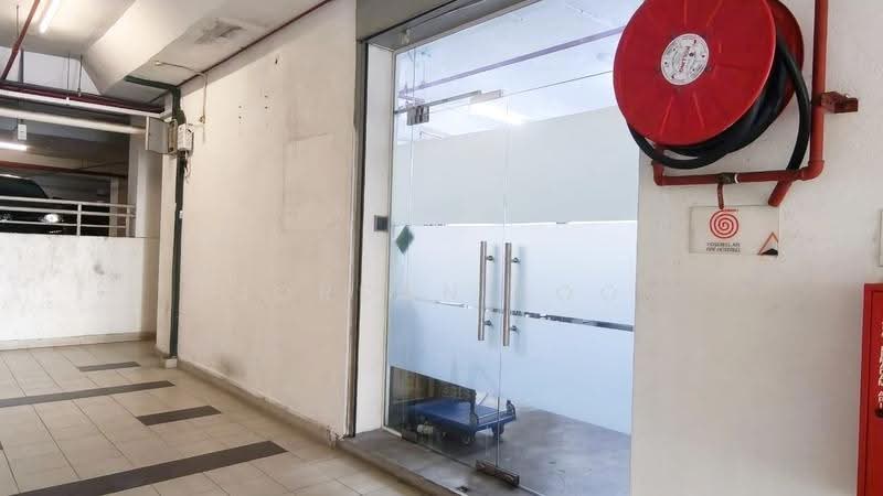 Shop / Office for Sale in Sungai Ara (Penang) - Jordan Foo - Entrance - PropertyGuru.com.my