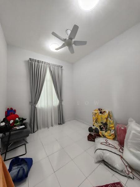 Pangsapuri untuk Disewa di Seri Molek Perdana - Nick Low - Bedroom - PropertyGuru.com.my