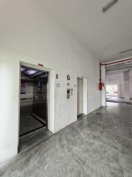 Pangsapuri untuk Disewa di Seri Molek Perdana - Nick Low - Corridor - PropertyGuru.com.my