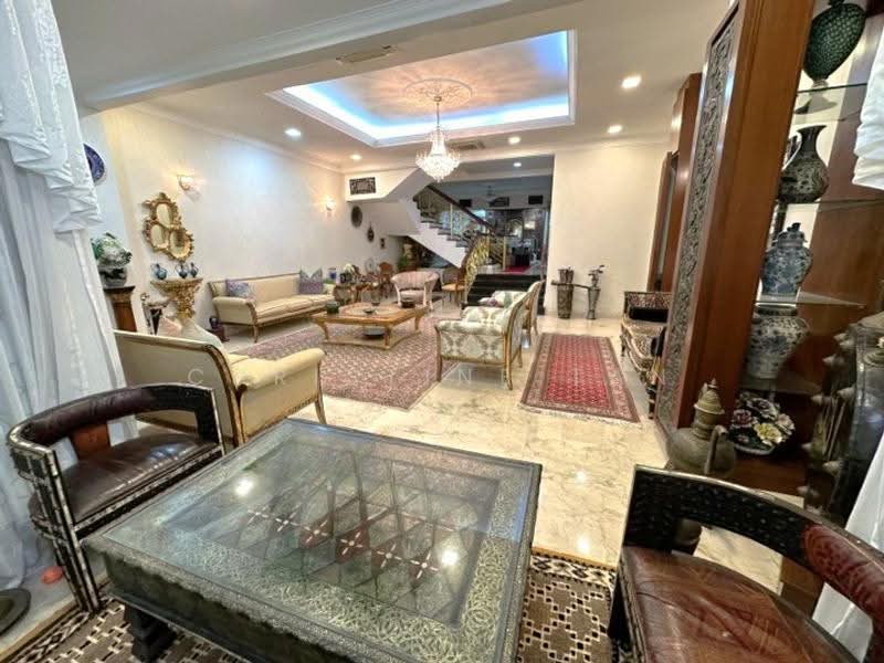 Rumah Berkembar untuk Dijual di Kelana Jaya (Petaling Jaya) - Christine Tan - Living Room - PropertyGuru.com.my