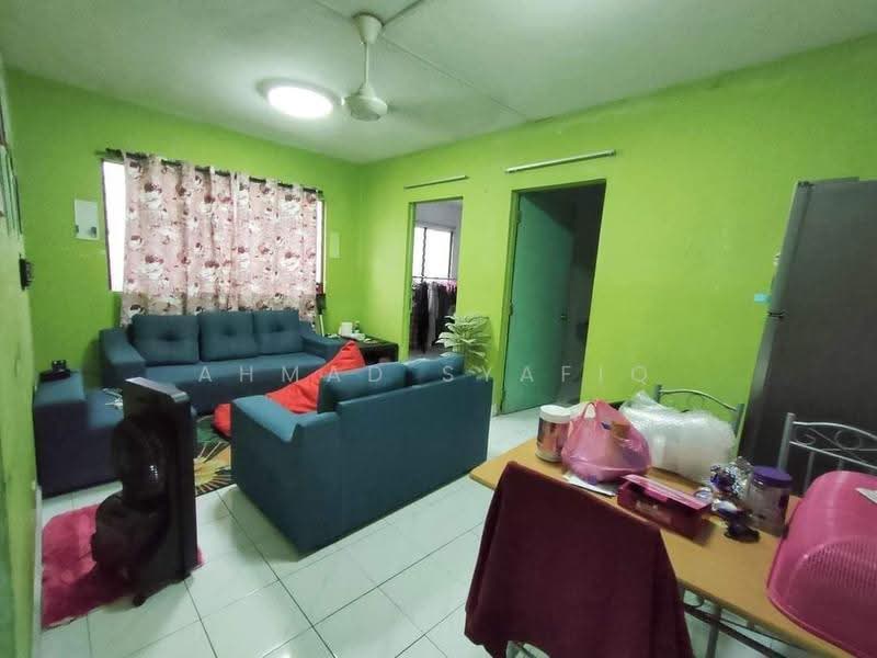 Rumah Flat untuk Dijual di Flat PKNS Seksyen 8 - Ahmad Syafiq - PropertyGuru.com.my