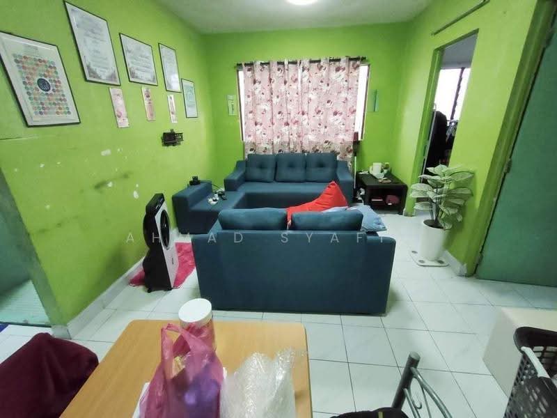 Rumah Flat untuk Dijual di Flat PKNS Seksyen 8 - Ahmad Syafiq - PropertyGuru.com.my