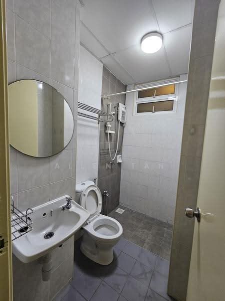 Condominium for Rent at Sterling - Allen Tan - Bathroom - PropertyGuru.com.my