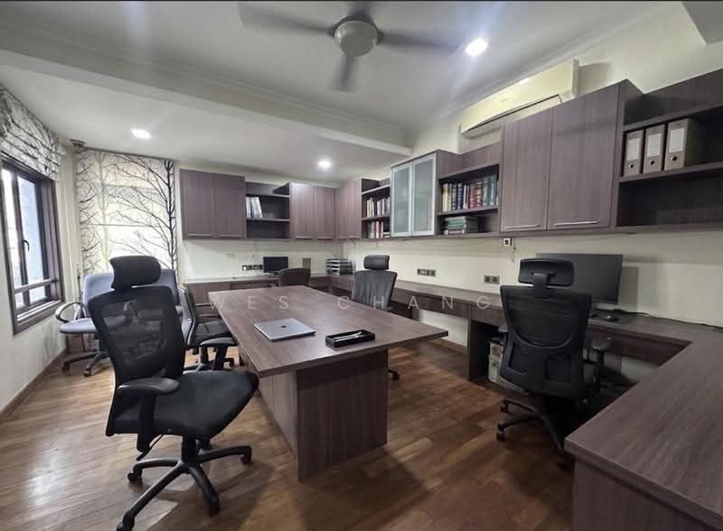 Bungalow House untuk Dijual di Mutiara Damansara (Selangor) - Wes Chang - Study - PropertyGuru.com.my