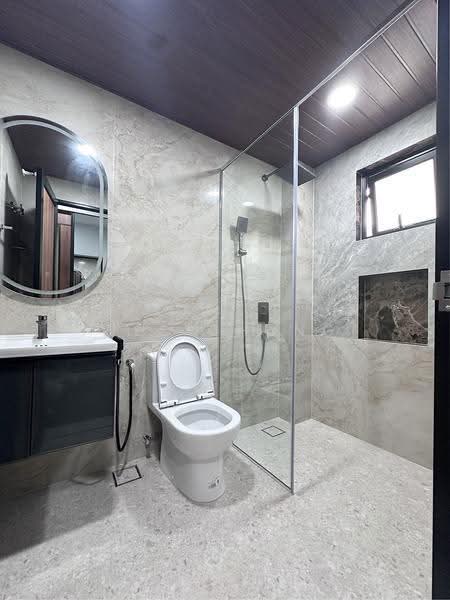 Rumah Berkembar untuk Dijual di Kota Damansara (Selangor) - Wes Chang - Bathroom - PropertyGuru.com.my