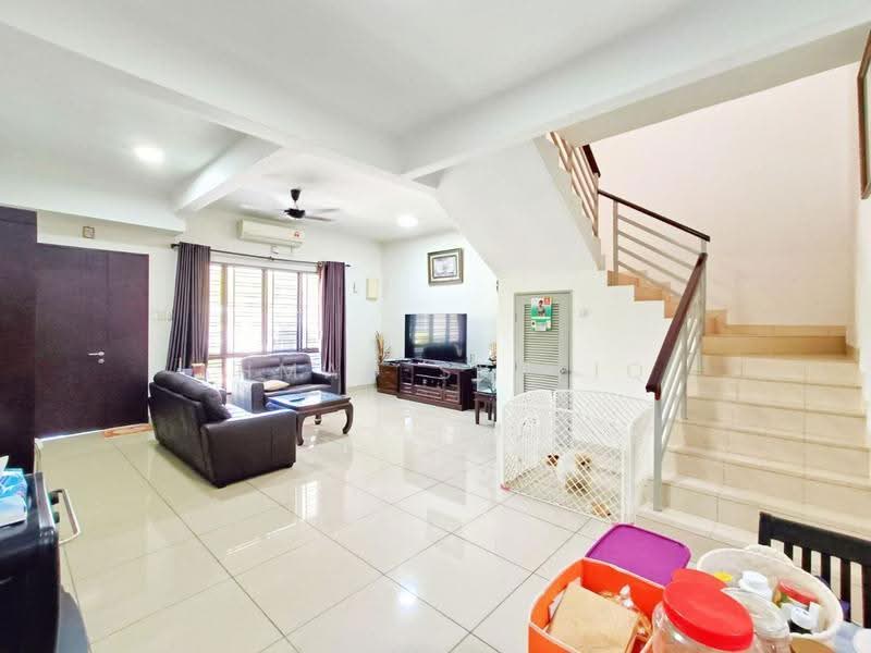 2-storey Terraced House for Sale in Bandar Putera 2 (Klang) - Ahmad Syafiq - Living Room - PropertyGuru.com.my