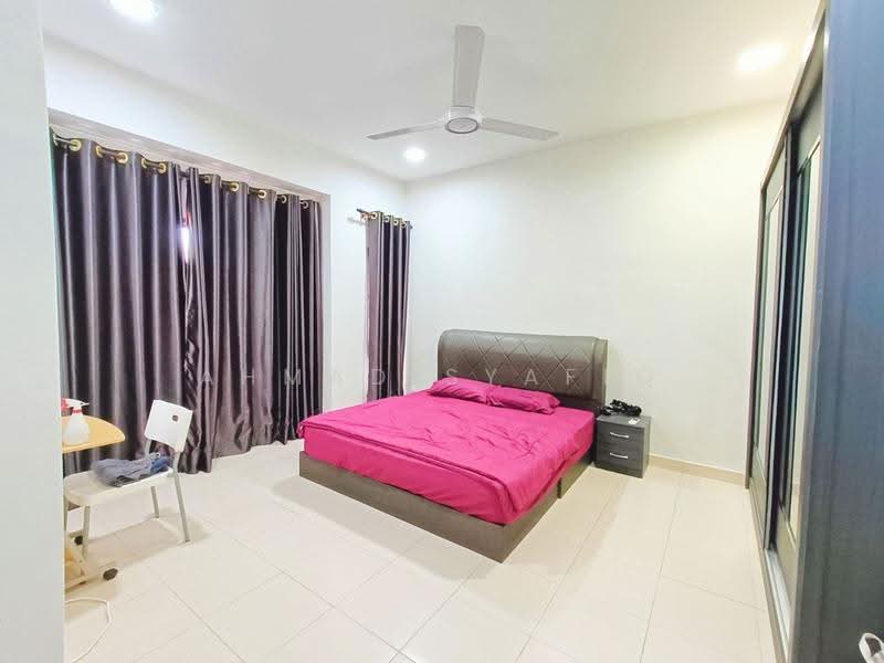 2-storey Terraced House for Sale in Bandar Putera 2 (Klang) - Ahmad Syafiq - Bedroom - PropertyGuru.com.my
