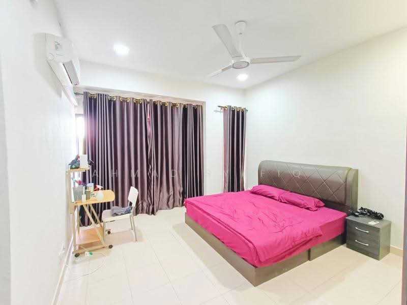 2-storey Terraced House for Sale in Bandar Putera 2 (Klang) - Ahmad Syafiq - Bedroom - PropertyGuru.com.my