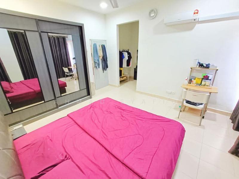 2-storey Terraced House for Sale in Bandar Putera 2 (Klang) - Ahmad Syafiq - Bedroom - PropertyGuru.com.my