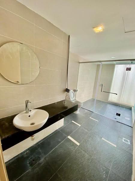 Kondominium untuk Dijual di Zen Residence @ Asplenium Condominium - Derrick Yeong - Bathroom - PropertyGuru.com.my