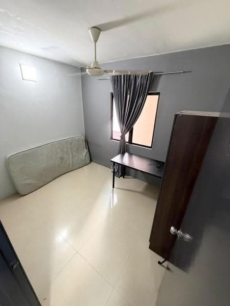 Service Residence for Rent at Putra Majestik - Kew . - Bedroom - PropertyGuru.com.my
