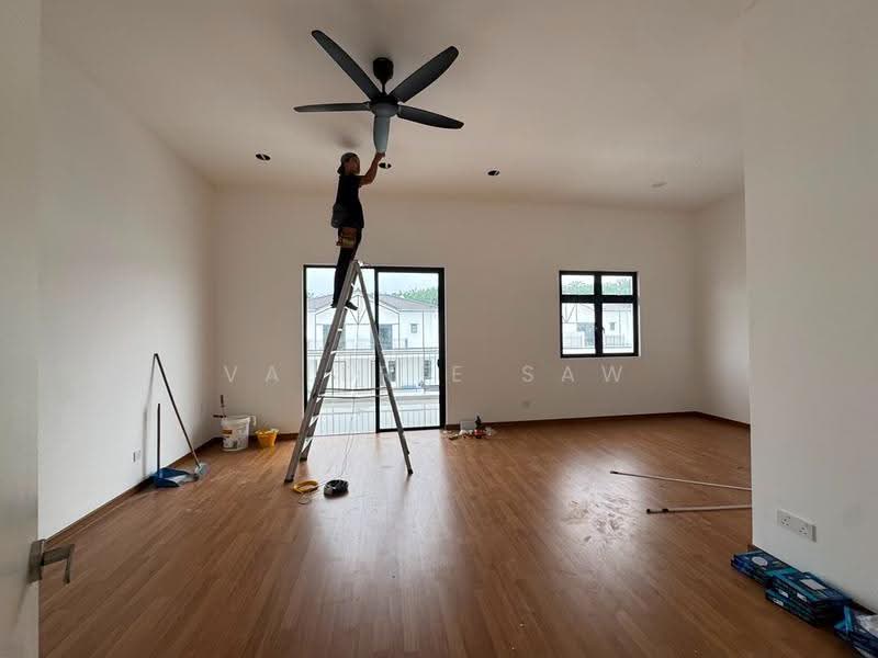 Cluster House for Rent in Taman Ekoflora (Johor Bahru) - Valerie Saw - Living Room - PropertyGuru.com.my