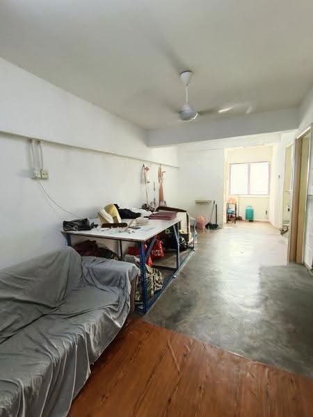 Flat for Sale at Pangsapuri Seri Cahaya - Sam Leong - Living Room - PropertyGuru.com.my