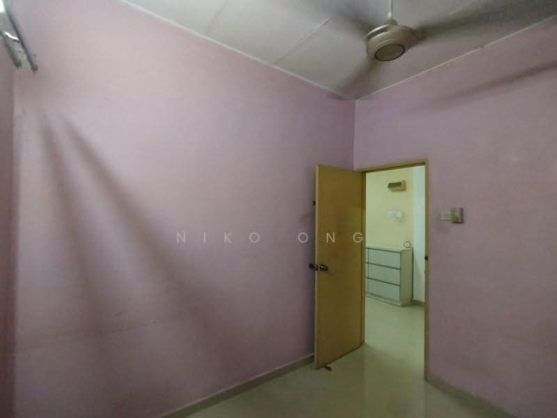 Flat for Rent at Taman Tampoi Utama Flat - Niko Ong - Interior - PropertyGuru.com.my