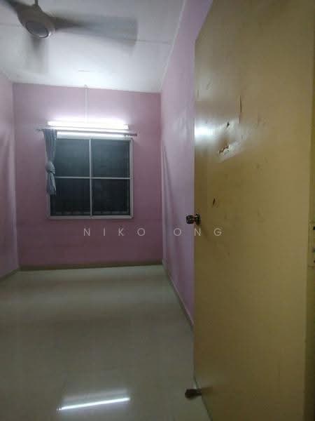 Flat for Rent at Taman Tampoi Utama Flat - Niko Ong - Interior - PropertyGuru.com.my