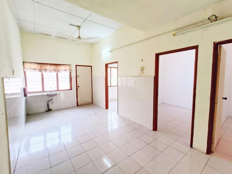 Rumah Teres 1-Tingkat untuk Dijual di Kampung Tok Muda (Kapar) - Ahmad Syafiq - Interior - PropertyGuru.com.my
