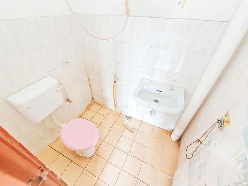 Rumah Teres 1-Tingkat untuk Dijual di Kampung Tok Muda (Kapar) - Ahmad Syafiq - Bathroom - PropertyGuru.com.my