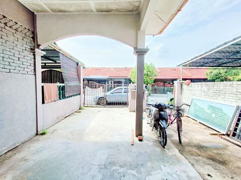 Rumah Teres 1-Tingkat untuk Dijual di Kampung Tok Muda (Kapar) - Ahmad Syafiq - Exterior - PropertyGuru.com.my