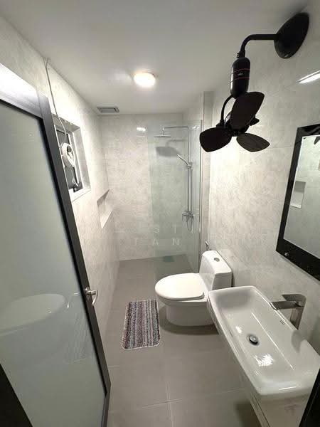 Kondominium untuk Dijual di Armanee Terrace II - Christine Tan - Bathroom - PropertyGuru.com.my