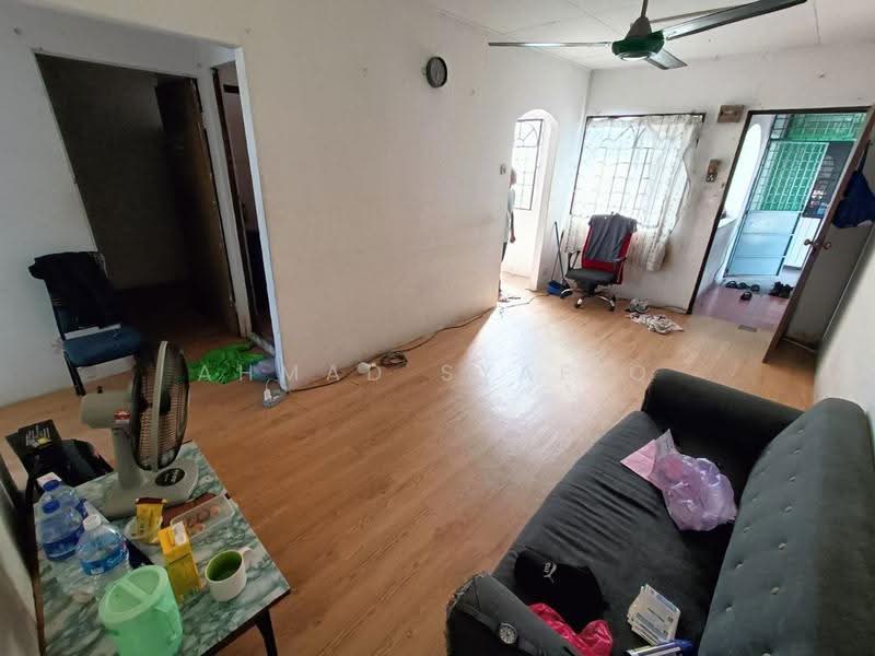 Flat for Sale at Taman Suria Pendamar Flat - Ahmad Syafiq - Living Room - PropertyGuru.com.my