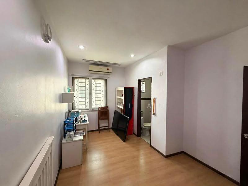Rumah Teres 3-Tingkat untuk Dijual di Kampung Sungai Nibong (Bayan Lepas) - Lim Yi An - Interior - PropertyGuru.com.my