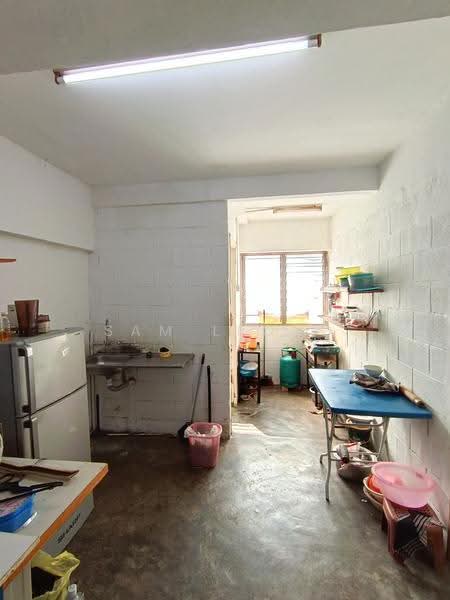 Flat for Sale at Taman Cahaya - Sam Leong - Kitchen - PropertyGuru.com.my