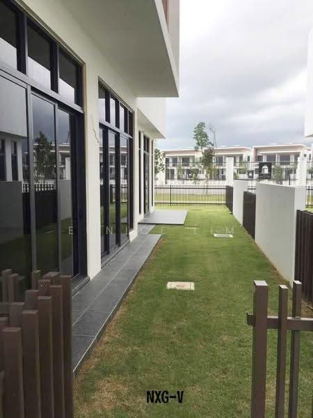 Rumah Berkembar untuk Dijual di Eco Sanctuary (Telok Panglima Garang) - Eunice Lim - Exterior - PropertyGuru.com.my