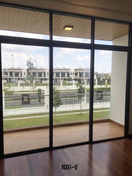 Rumah Berkembar untuk Dijual di Eco Sanctuary (Telok Panglima Garang) - Eunice Lim - Balcony - PropertyGuru.com.my