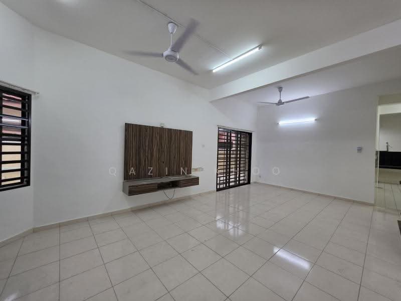 Semi-Detached House for Sale in Sunway City Ipoh (Ulu Kinta) - Qazin Khoo - Living Room - PropertyGuru.com.my