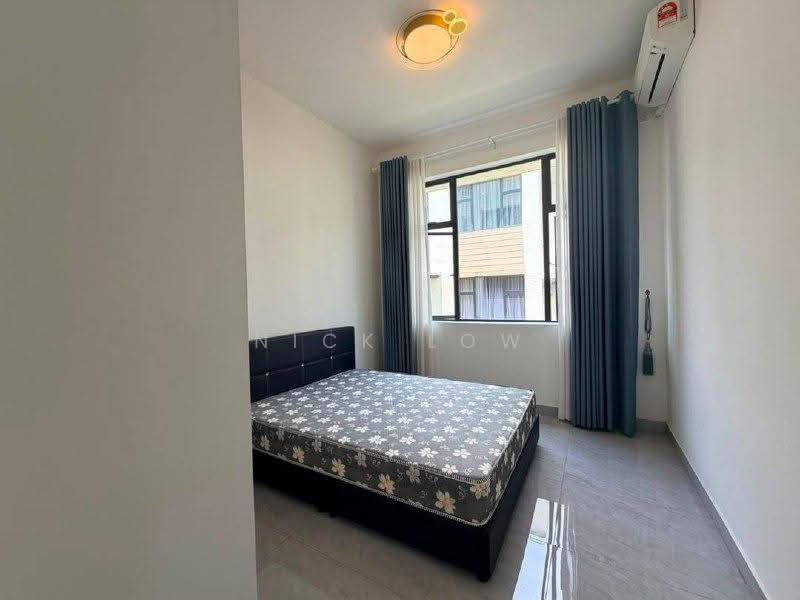 Rumah Teres 2-Tingkat untuk Disewa di Taman Damansara Aliff (Tampoi) - Nick Low - Bedroom - PropertyGuru.com.my