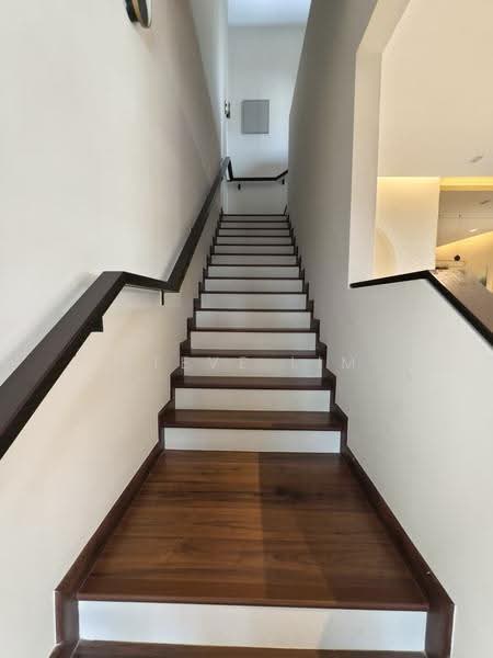 Rumah Kluster untuk Dijual di Alam Impian (Shah Alam) - Steve Lim - Staircase - PropertyGuru.com.my