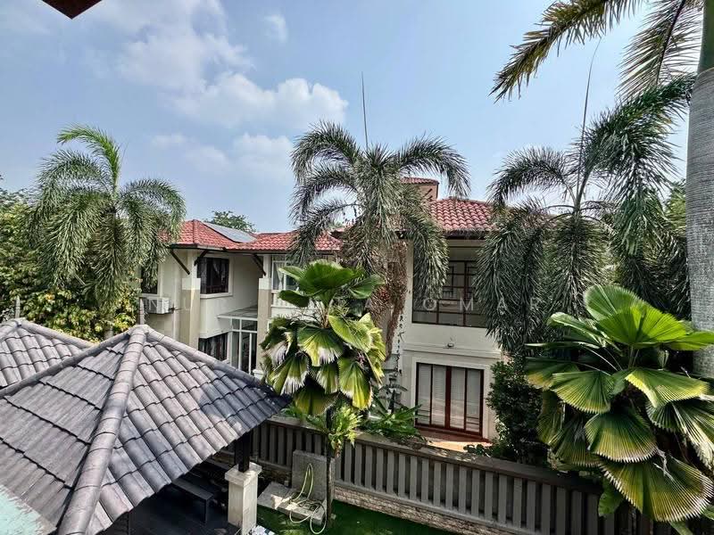 Rumah Berkembar untuk Dijual di Bukit Jelutong (Shah Alam) - Nur Alia Omar - Exterior - PropertyGuru.com.my