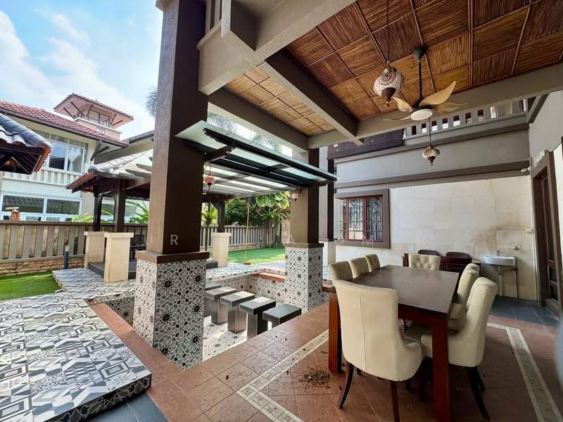 Rumah Berkembar untuk Dijual di Bukit Jelutong (Shah Alam) - Nur Alia Omar - Exterior - PropertyGuru.com.my