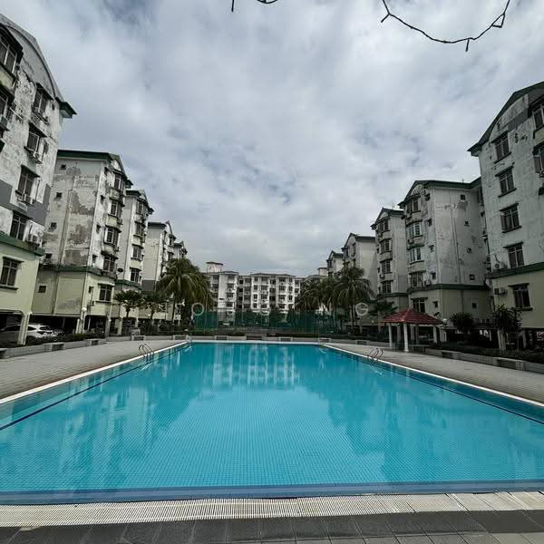 Pangsapuri untuk Dijual di Subang Perdana Goodyear Court 10 - Jojo Ng - Exterior - PropertyGuru.com.my